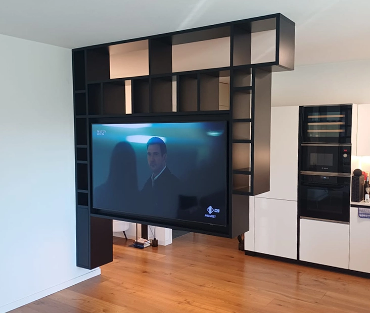 Arredamenti Treviso - Furlan Mobili - Porta TV sospeso con libreria geometrica